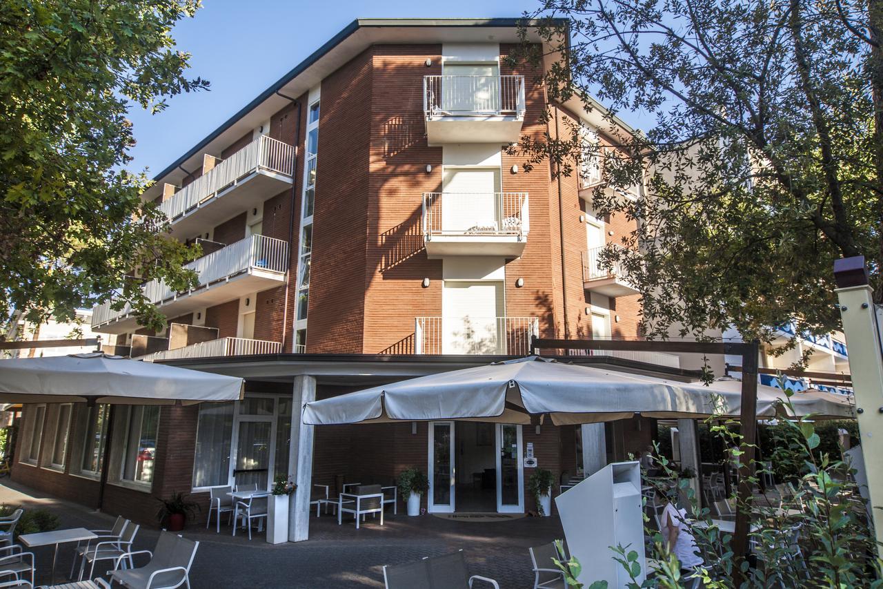 Hotel Orsa Maggiore Milano Marittima Luaran gambar